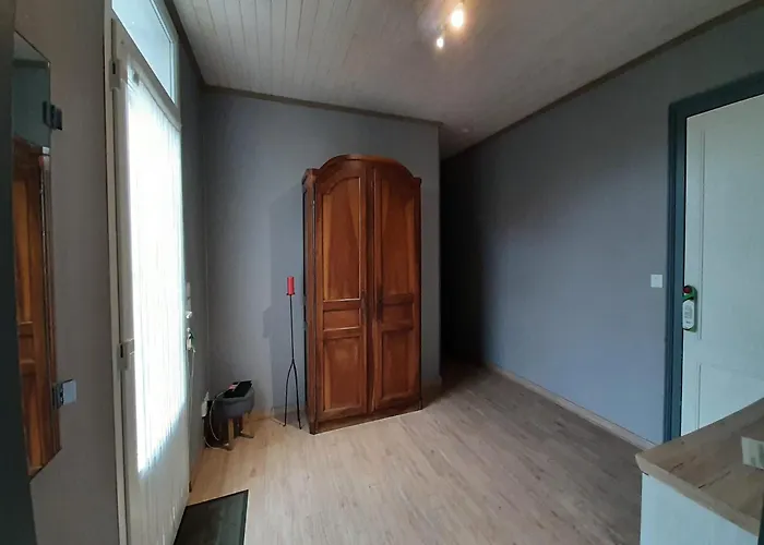 Semesterbostad Poolside Escape By Arcachon